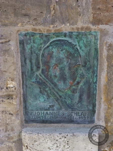 Denkmal zum 70. Geburtstag von Johannes Schlaf in Querfurt im Saalekreis