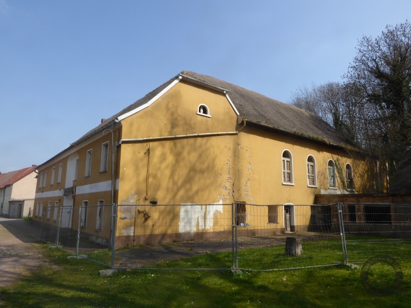 Schützenhaus in der Karl-Heyer-Straße in Löbejün