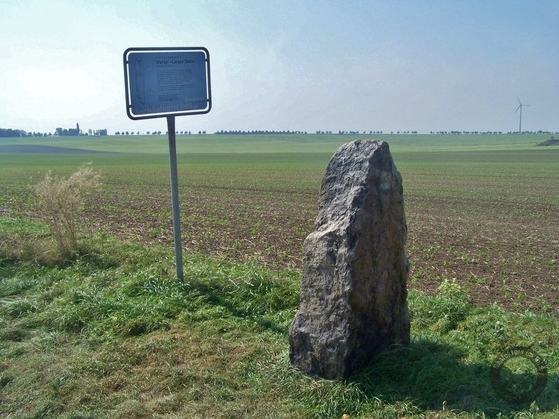 Menhir "Langer Stein" bei Räther im Saalekreis
