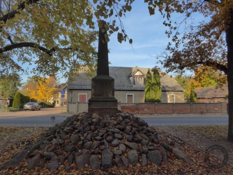 Kriegerdenkmal Deutsch-Französischer Krieg in Keuschberg (Stadt Bad Dürrenberg) im Saalekreis