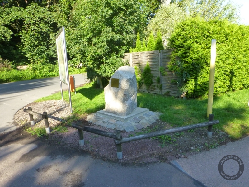 Gedenkstein Ortsgründung Siedlung Waldheil (Salzatal)