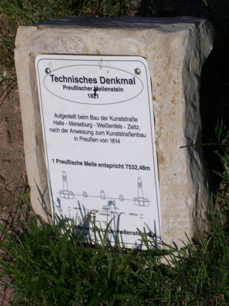 Halbmeilenstein in Schkopau