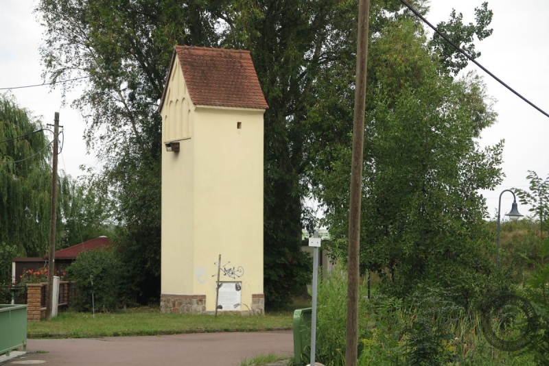 Trafoturm an der Ecke Reidepromenade / Am Gewölbe in Peißen (Stadt Landsberg) im Saalekreis