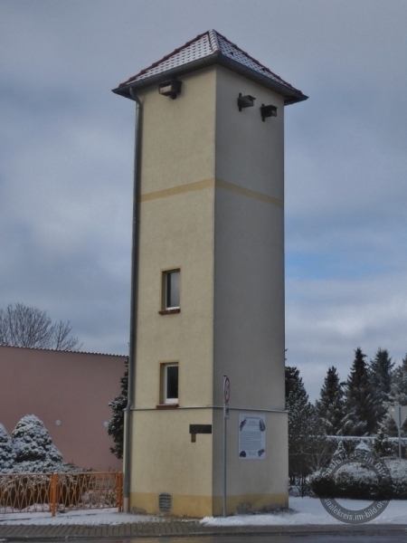 Trafoturm (Artenschutzturm) in Röglitz (Schkopau) im Saalekreis