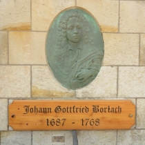 Denkmal für Johann Gottfried Borlach am Borlachturm am Borlachplatz in Bad Dürrenberg (Saalekreis)