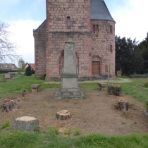 Kriegerdenkmal (Erster Weltkrieg) in Schlettau bei Löbejün im Saalekreis