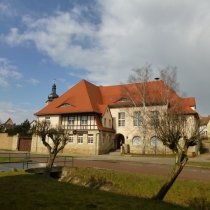 Gasthof "Zur Sonne" in Nemsdorf (Weida-Land) bei Querfurt im Saalekreis