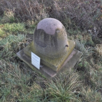 Viertelmeilenstein am Kernersee bei Rollsdorf & Höhnstedt im Saalekreis