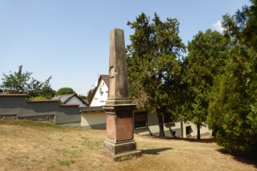 Kriegerdenkmal (Deutsche Einigungskriege & Erster Weltkrieg) in Unterteutschenthal im Saalekreis