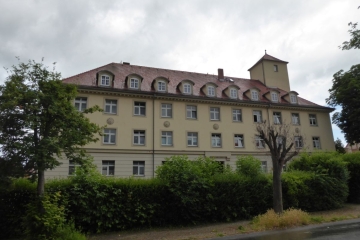 Ehemaliges Finanzamt und Krankenhaus in der Johannes-Schlaf-Straße in Querfurt (Saalekreis)